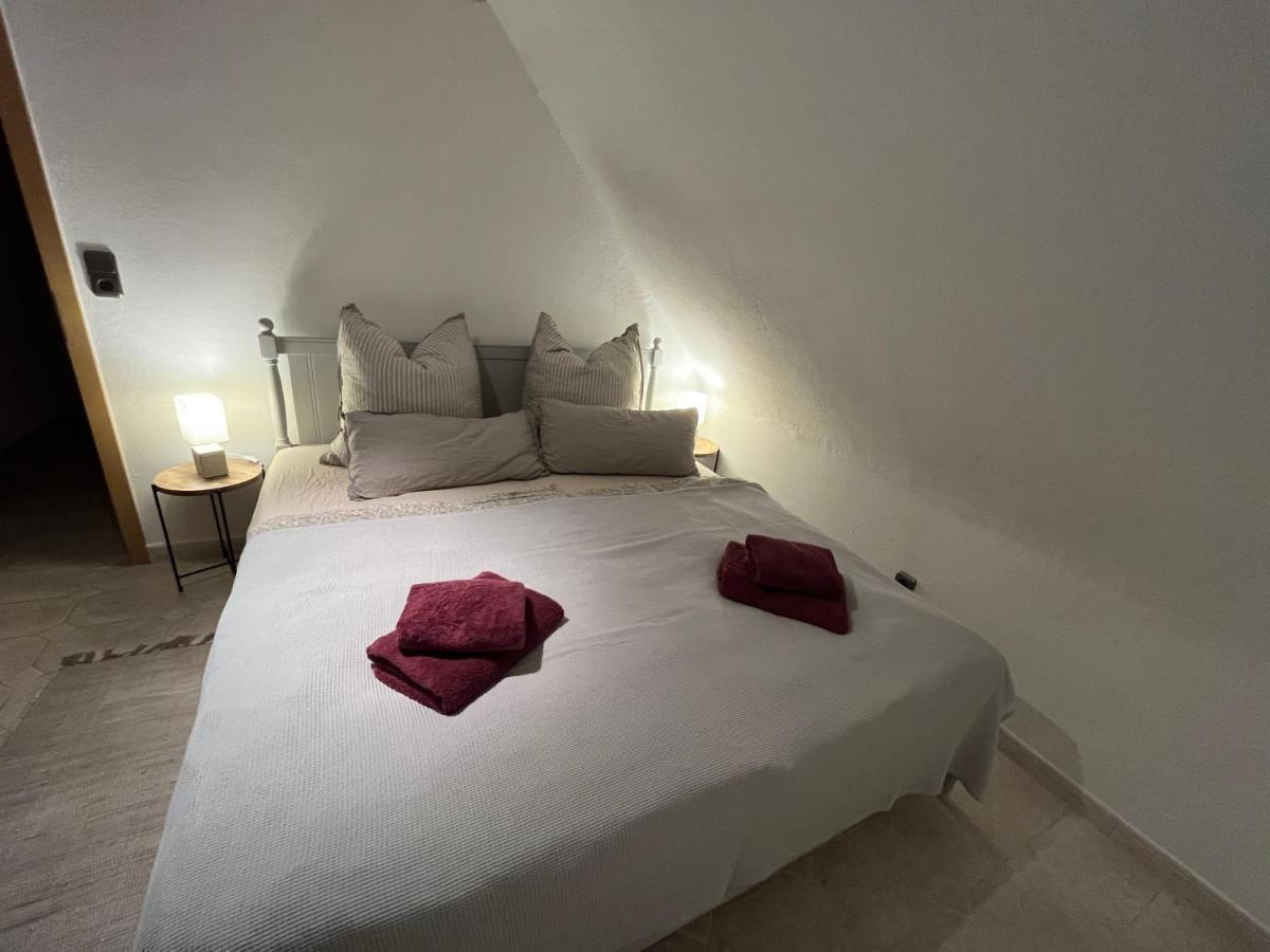 Schoene Wohnung In Ruhiger Laendlicher Lage Heidenheim  Esterno foto