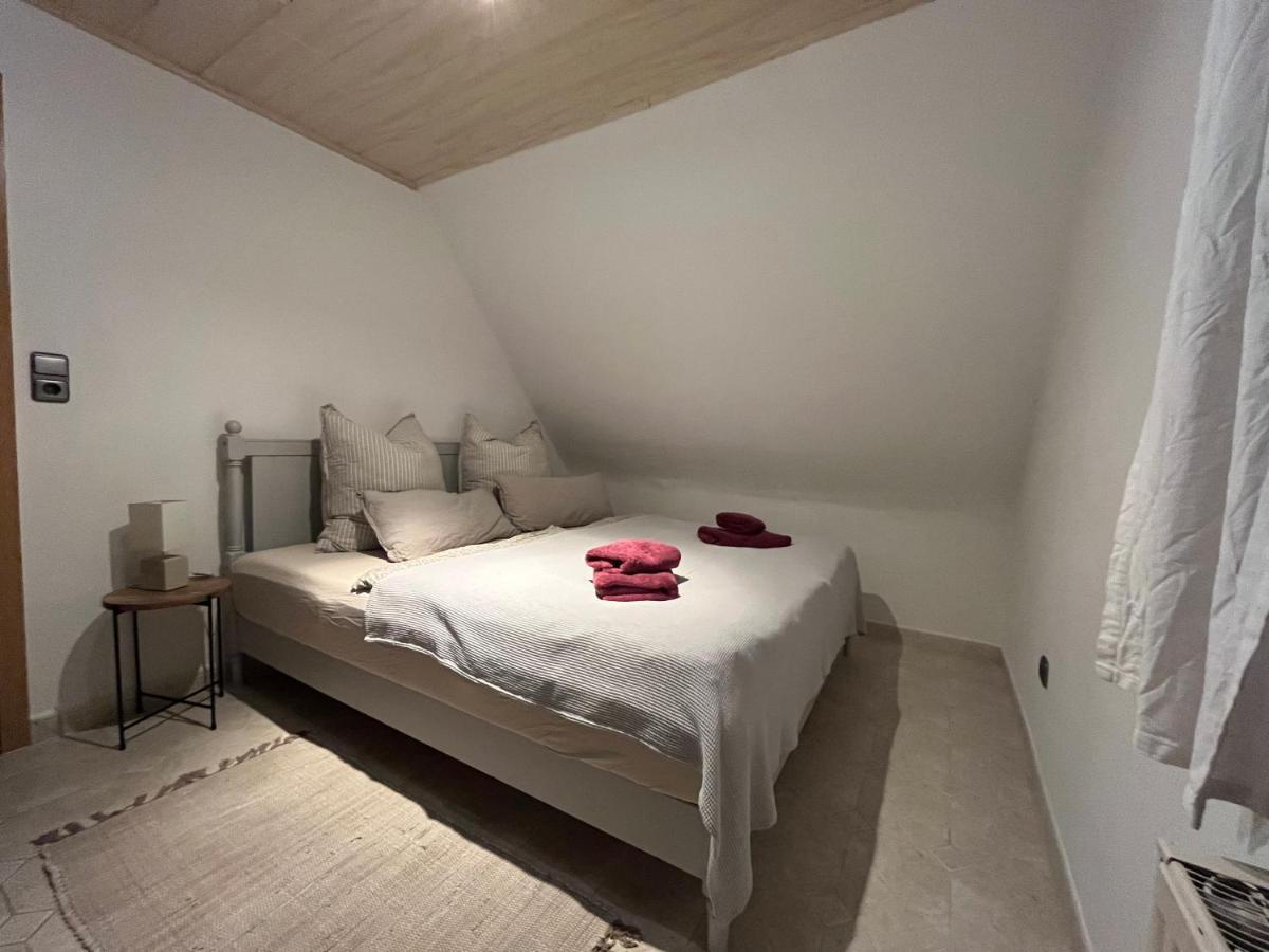Schoene Wohnung In Ruhiger Laendlicher Lage Heidenheim  Esterno foto